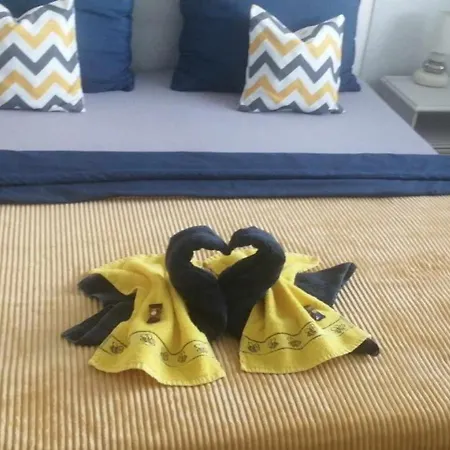 Bee Welcome *